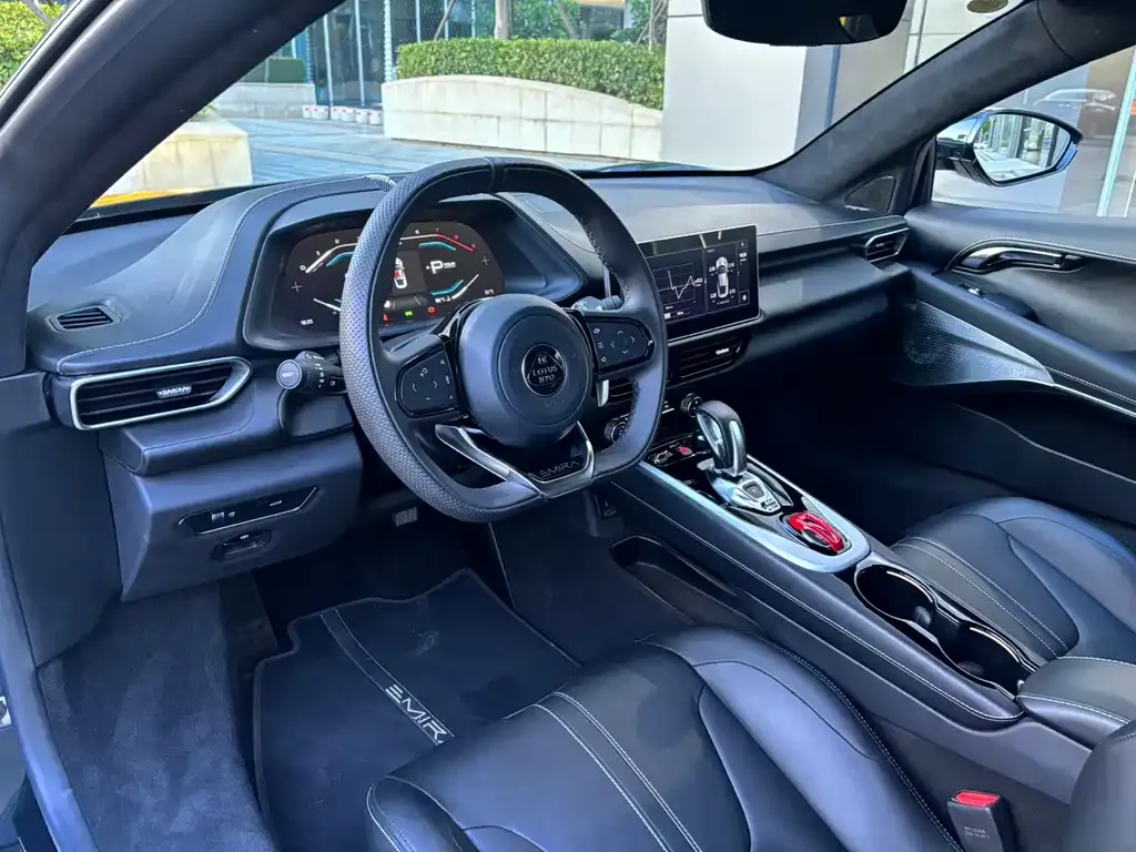 Lotus Emira 2023 из CN, фото 2