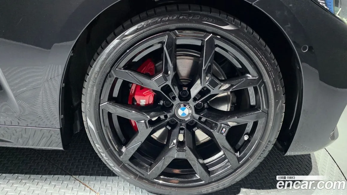 BMW 4-Series 2025 из KR, фото 8