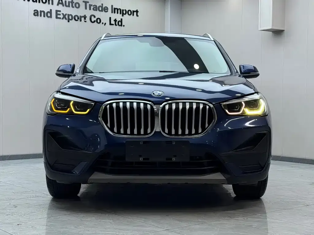BMW X1 — фото 3