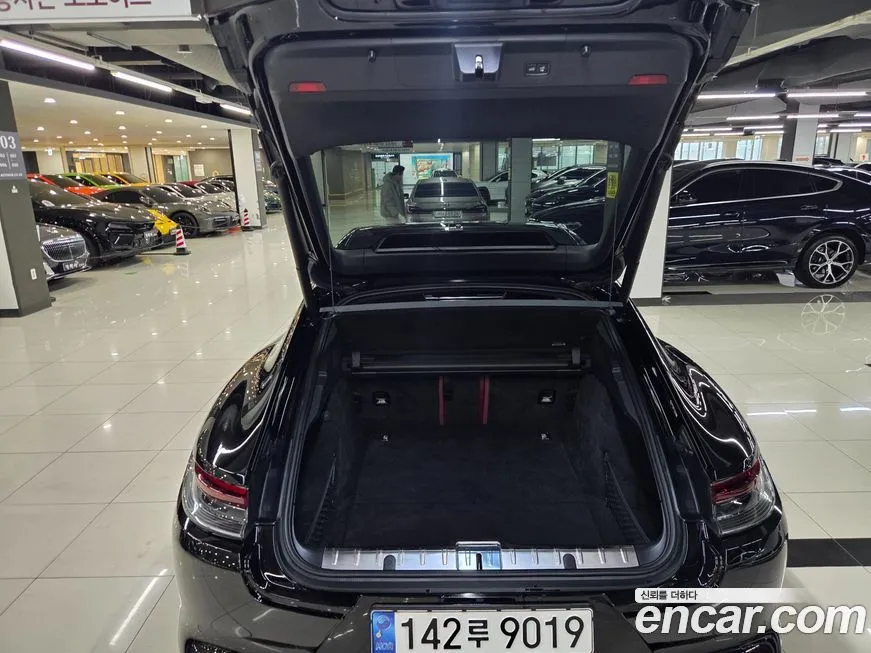 Porsche Panamera 2021 из KR, фото 4