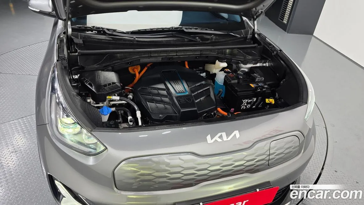 Kia Niro 2023 из KR, фото 4