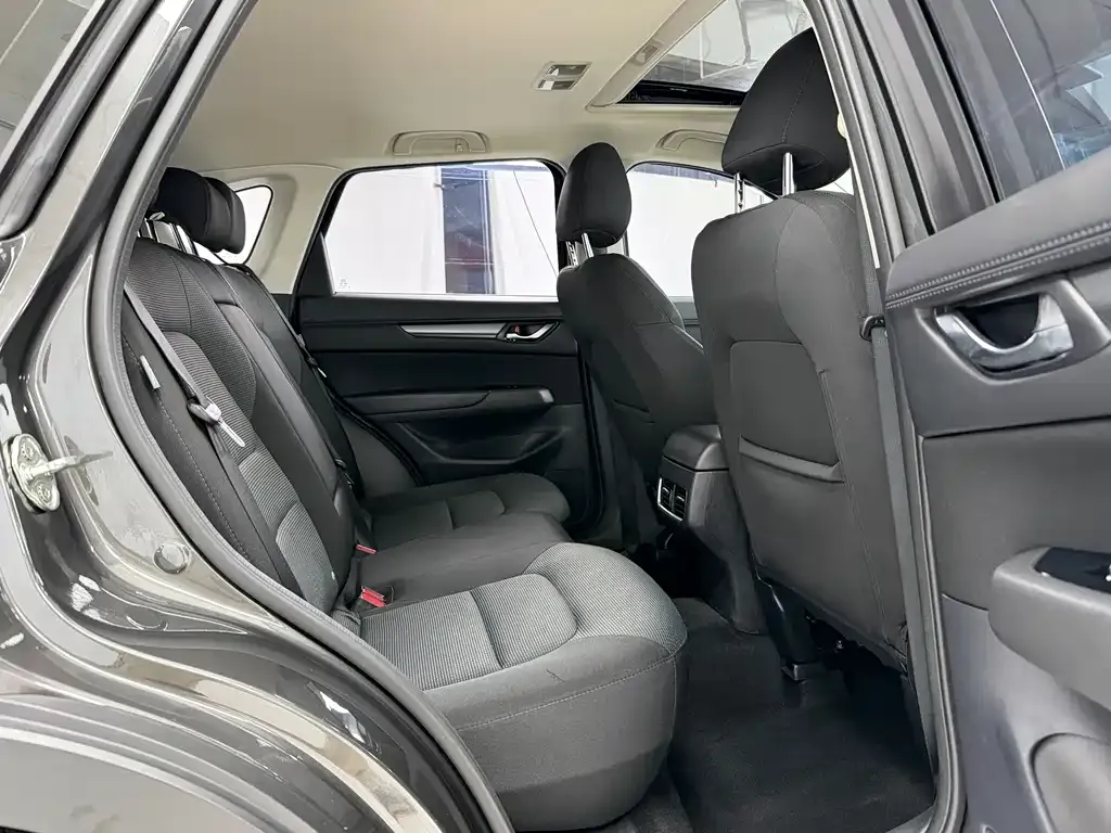 Mazda CX-5 2023 из CN, фото 5