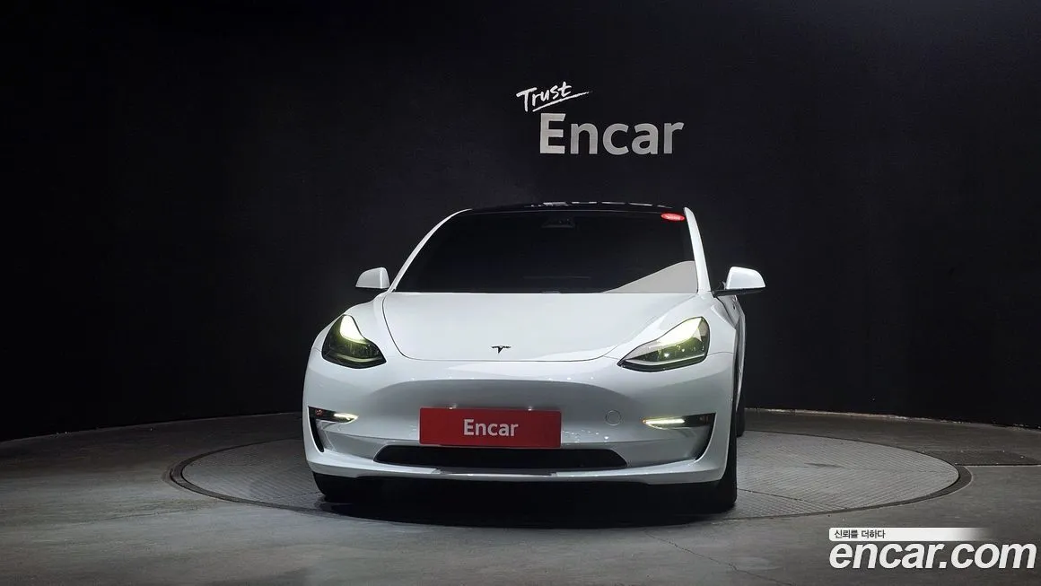 Tesla Model 3 2021 из KR, фото 3