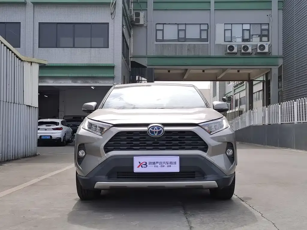 Toyota RAV4 2021 из CN, фото 3