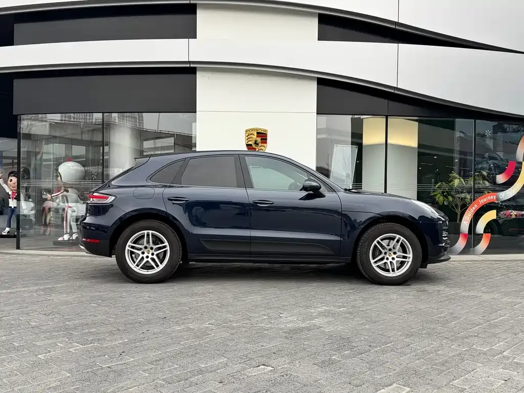 Porsche Macan — фото 5