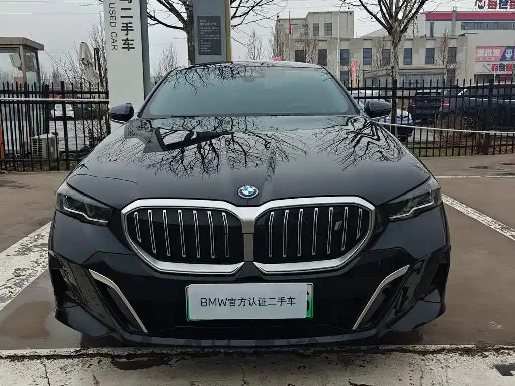 BMW i5 2025 из CN, фото 8