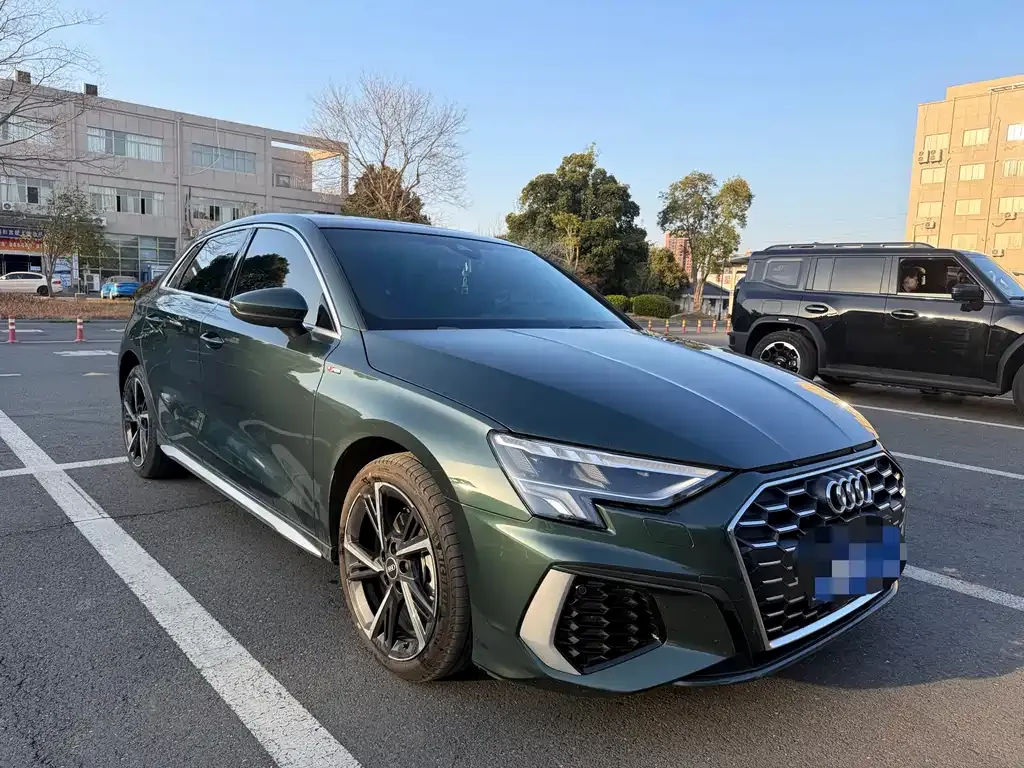 Audi A3 2022 из CN, фото 2