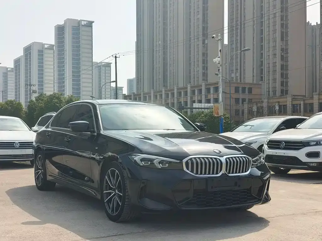 BMW 3 Series 2023 из CN, фото 9