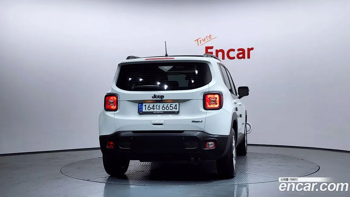 Jeep Renegade 2021 из KR, фото 2