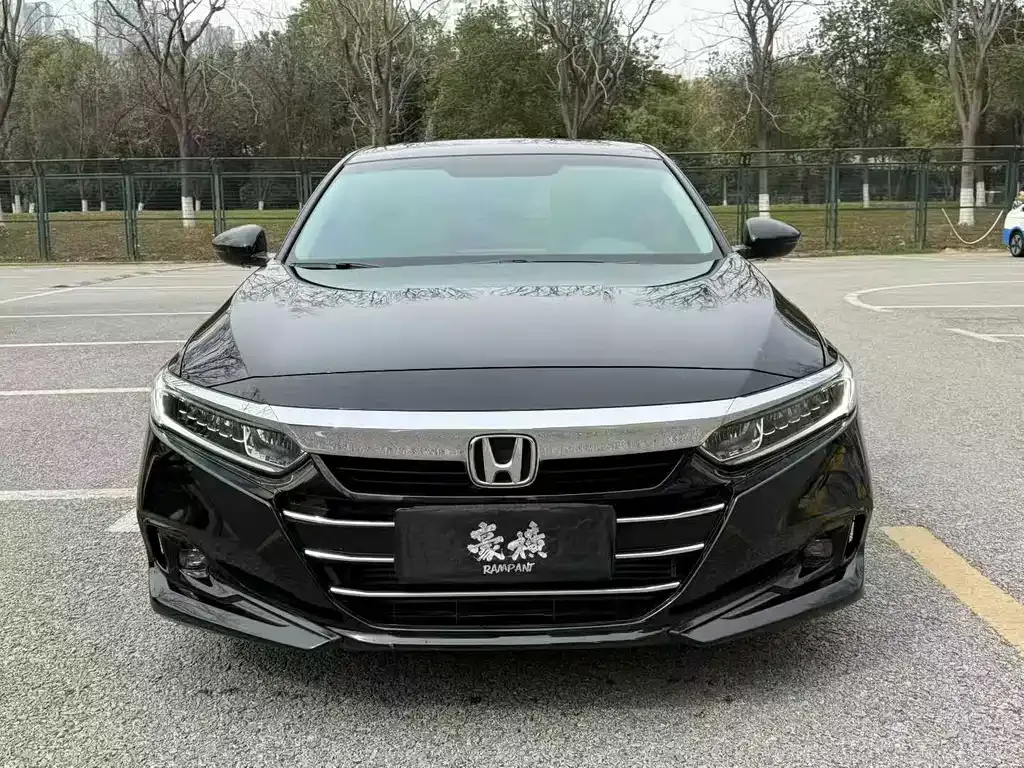 Honda Accord — фото 4
