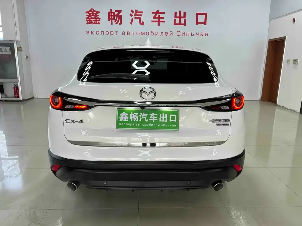 Mazda CX-4 2023 из CN, фото 3