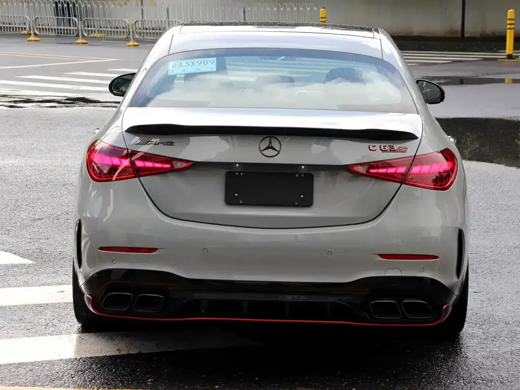 Mercedes-Benz C-Class AMG New Energy 2024 из CN, фото 3