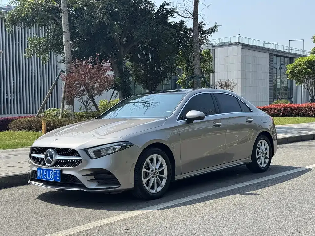 Mercedes-Benz A-Class — фото 1