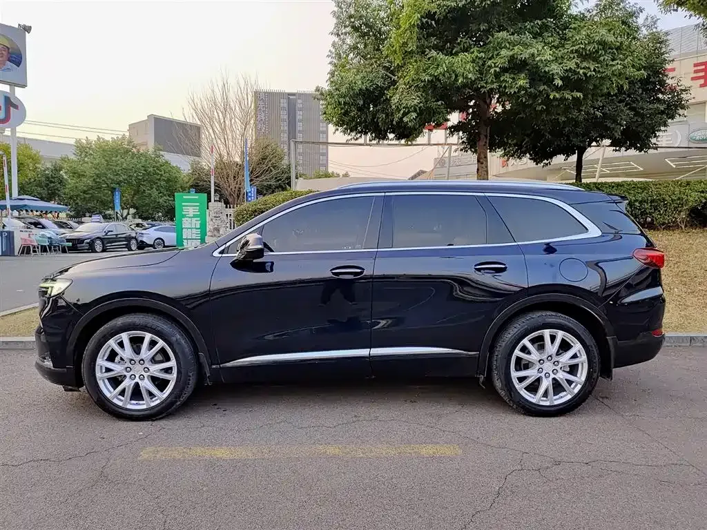 Buick Enclave — фото 10