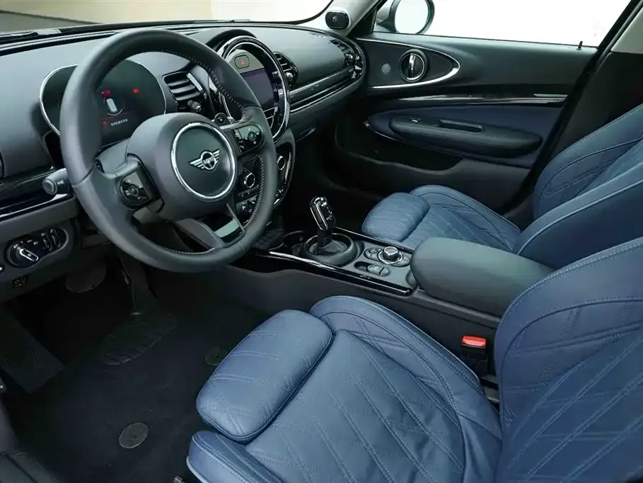 MINI Clubman — фото 9