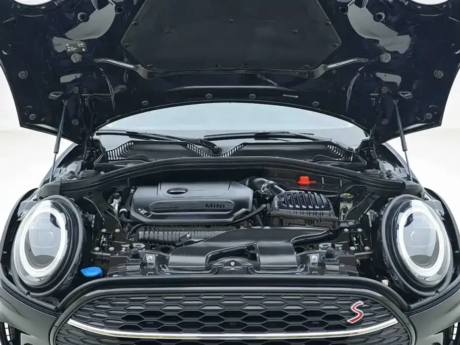 MINI Clubman — фото 10