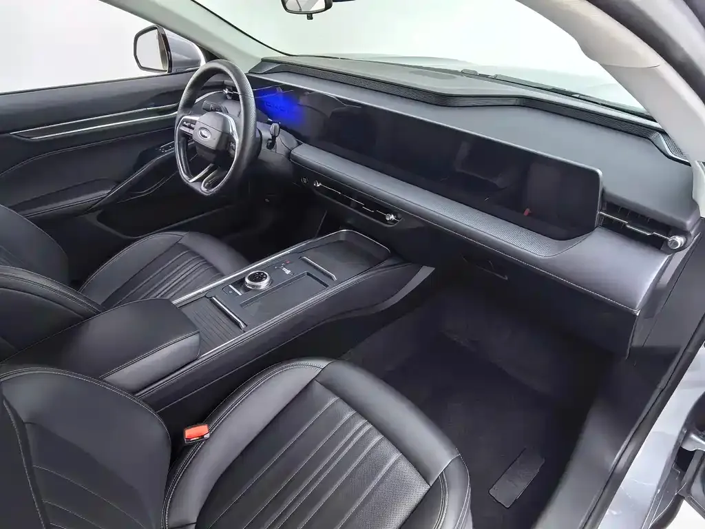 Ford Mondeo 2025 из CN, фото 8