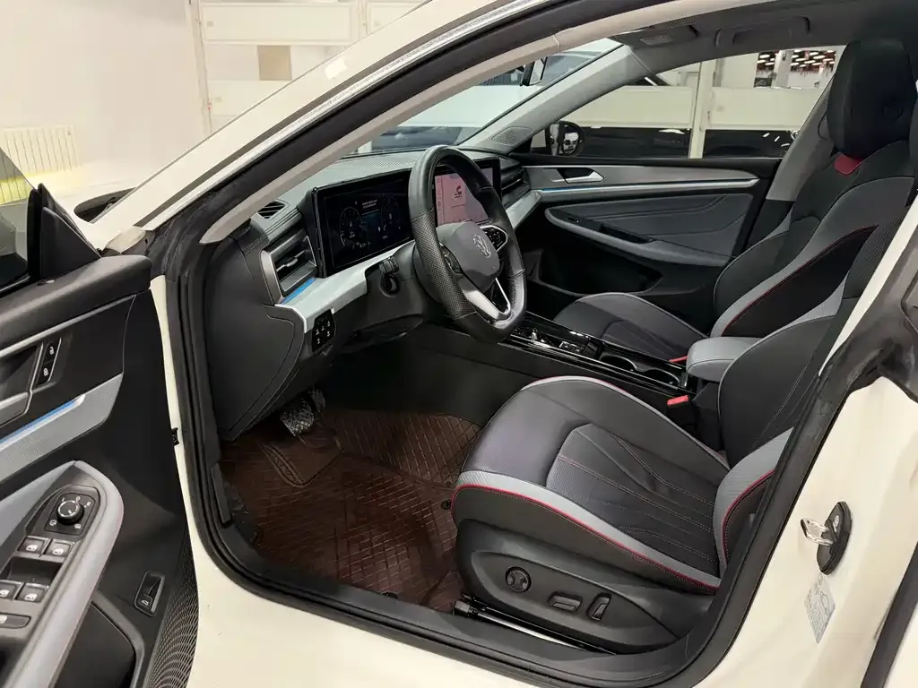 Volkswagen Lamando 2022 из CN, фото 9