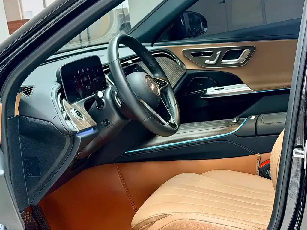 Mercedes-Benz E-Class 2024 из CN, фото 7
