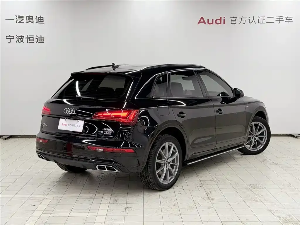 Audi Q5L — фото 2