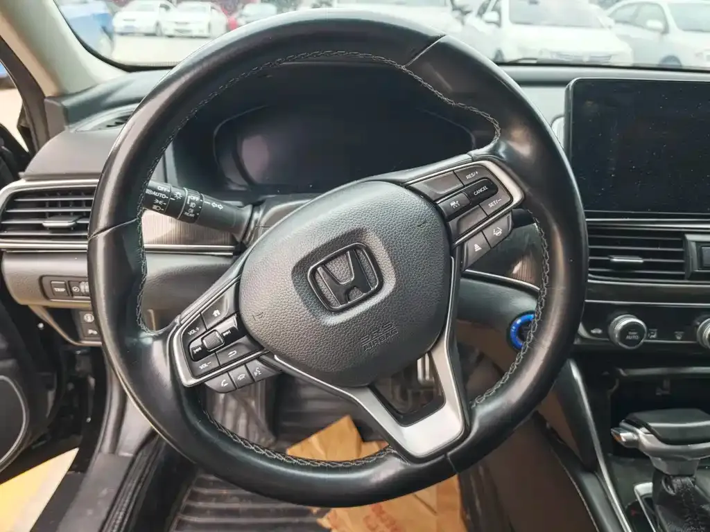 Honda Accord — фото 6