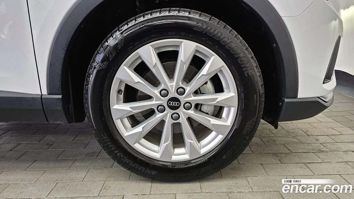Audi Q3 2023 из KR, фото 9