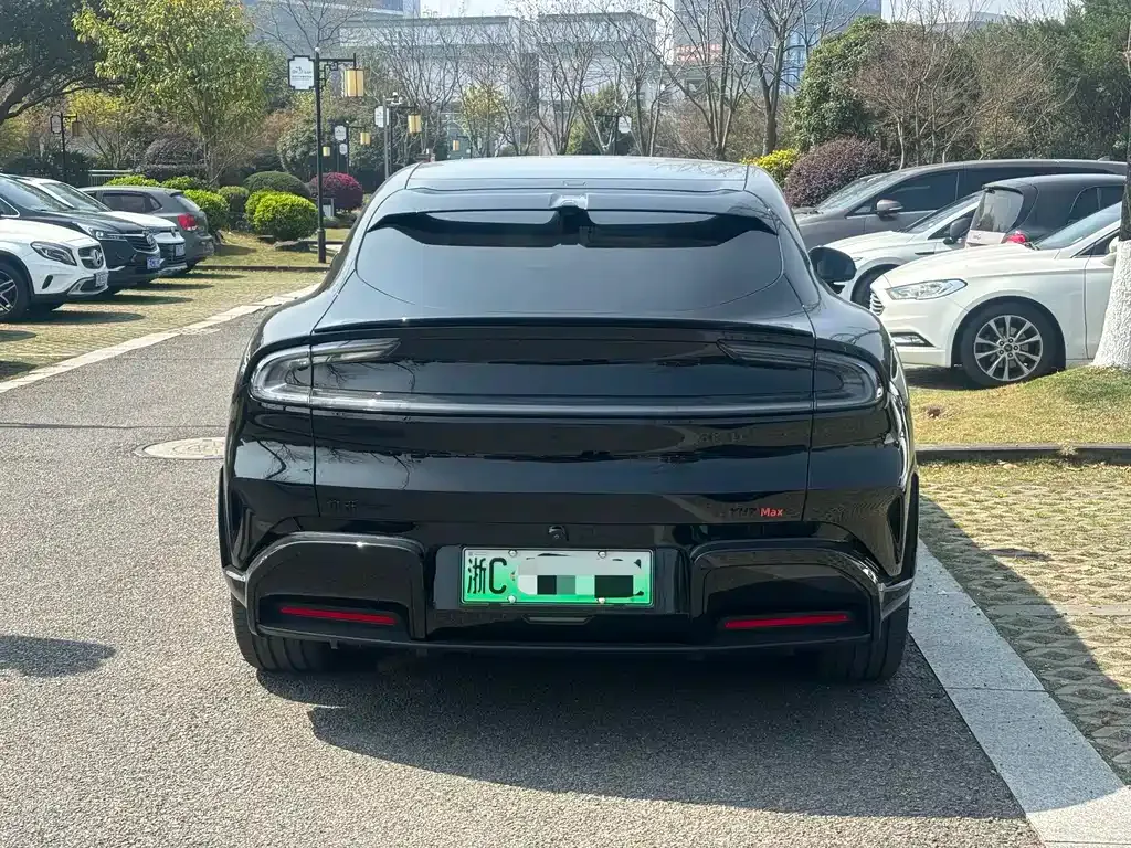 Xiaomi YU7 — фото 7