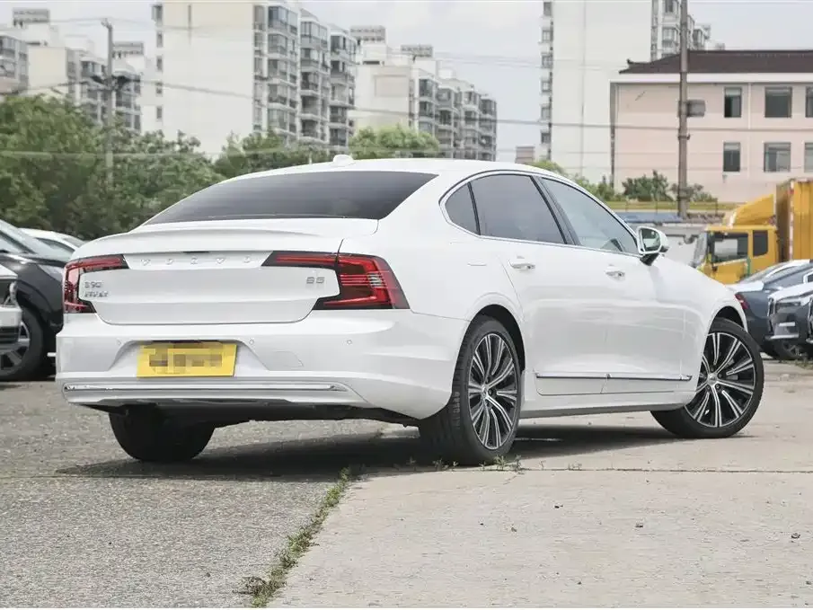 Volvo S90 2024 из CN, фото 7