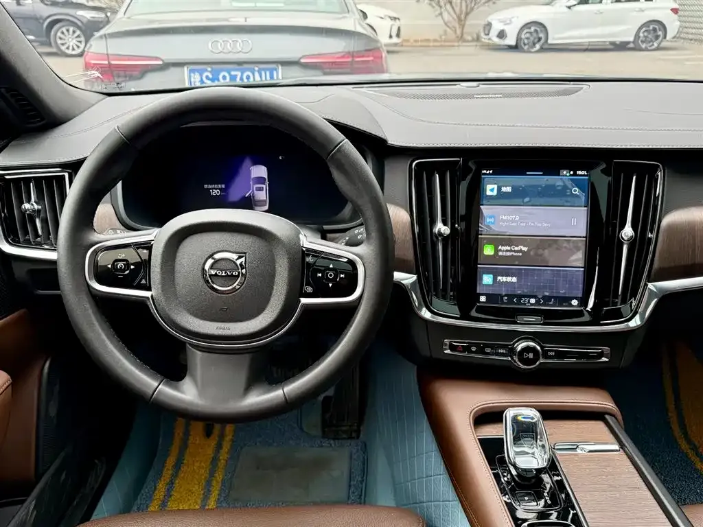 Volvo S90 2024 из CN, фото 6