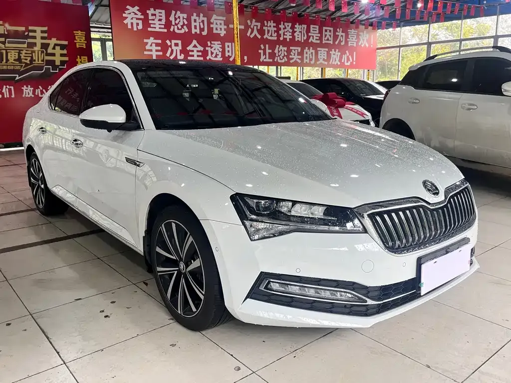 Skoda Superb 2023 из CN, фото 5