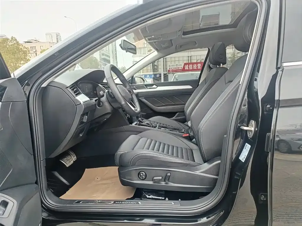 Volkswagen Magotan 2025 из CN, фото 2