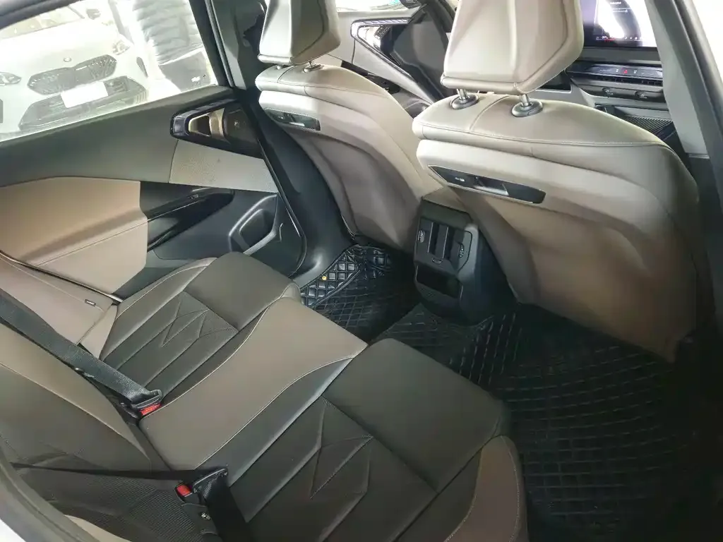 BMW X3 2025 из CN, фото 2