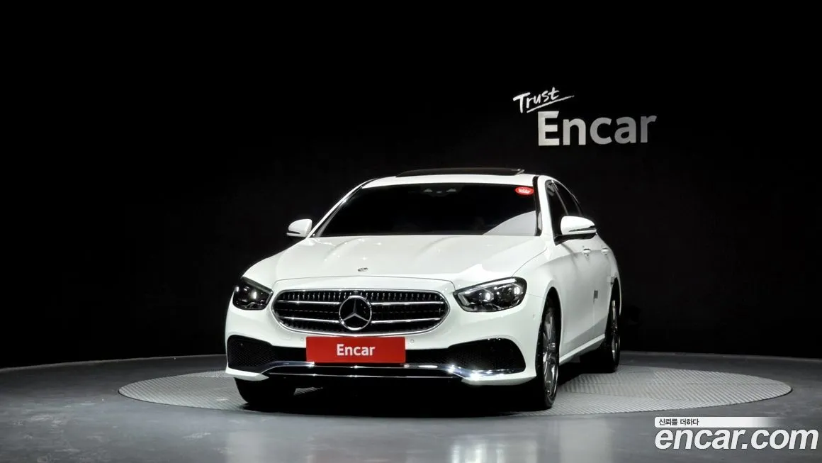 Mercedes-Benz E-Class — фото 3