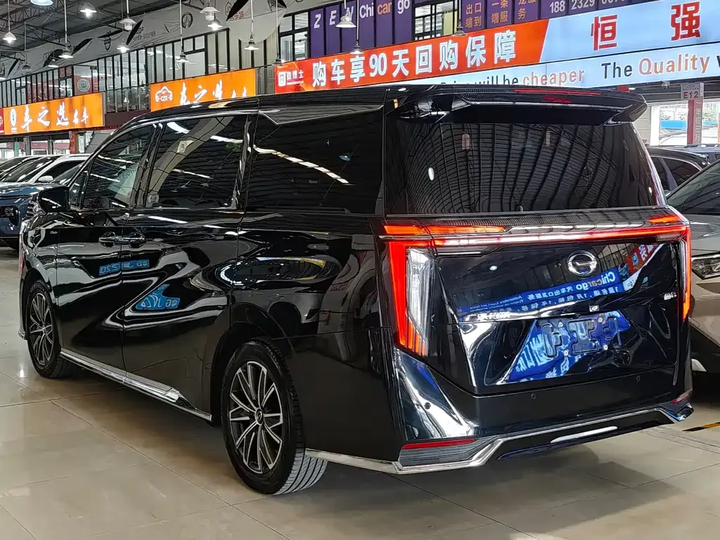 GAC Motor Trumpchi M8 — фото 10