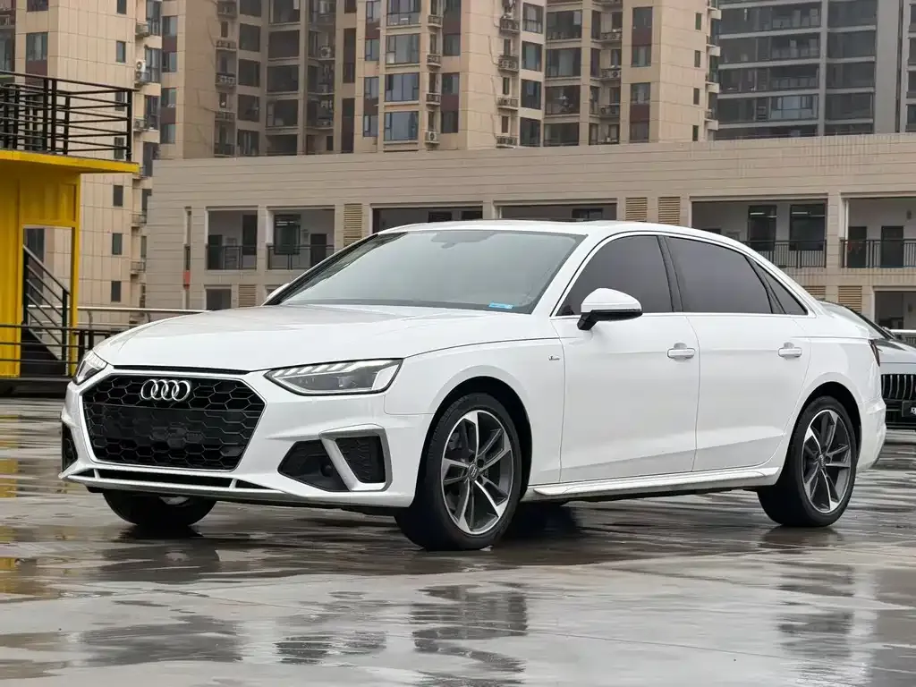 Audi A4L 2021 из CN, фото 1