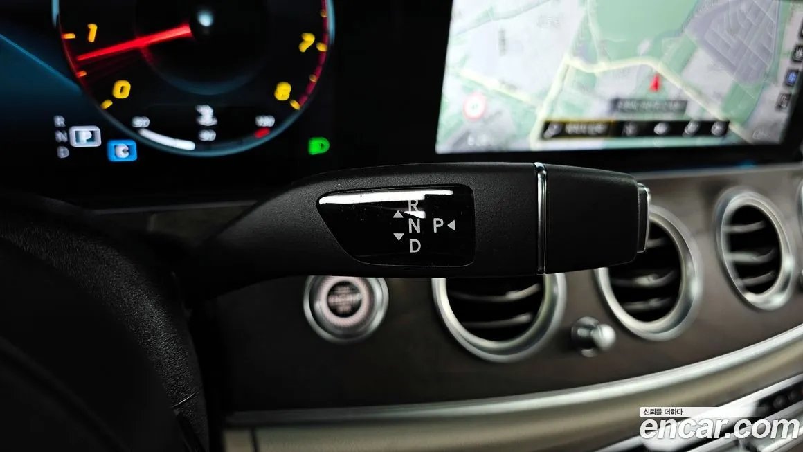 Mercedes-Benz E-Class 2022 из KR, фото 5