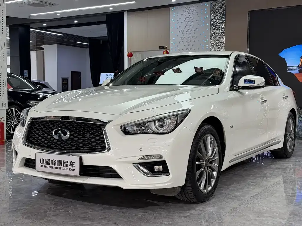 Infiniti Q50L 2021 из CN, фото 1