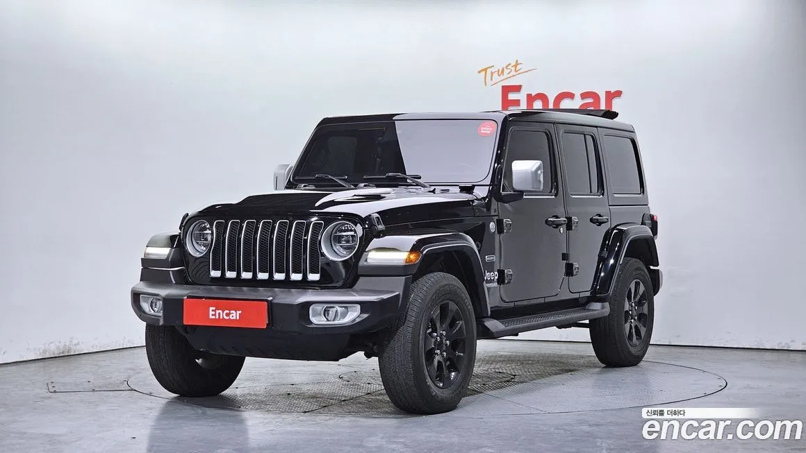 Jeep Wrangler — фото 1