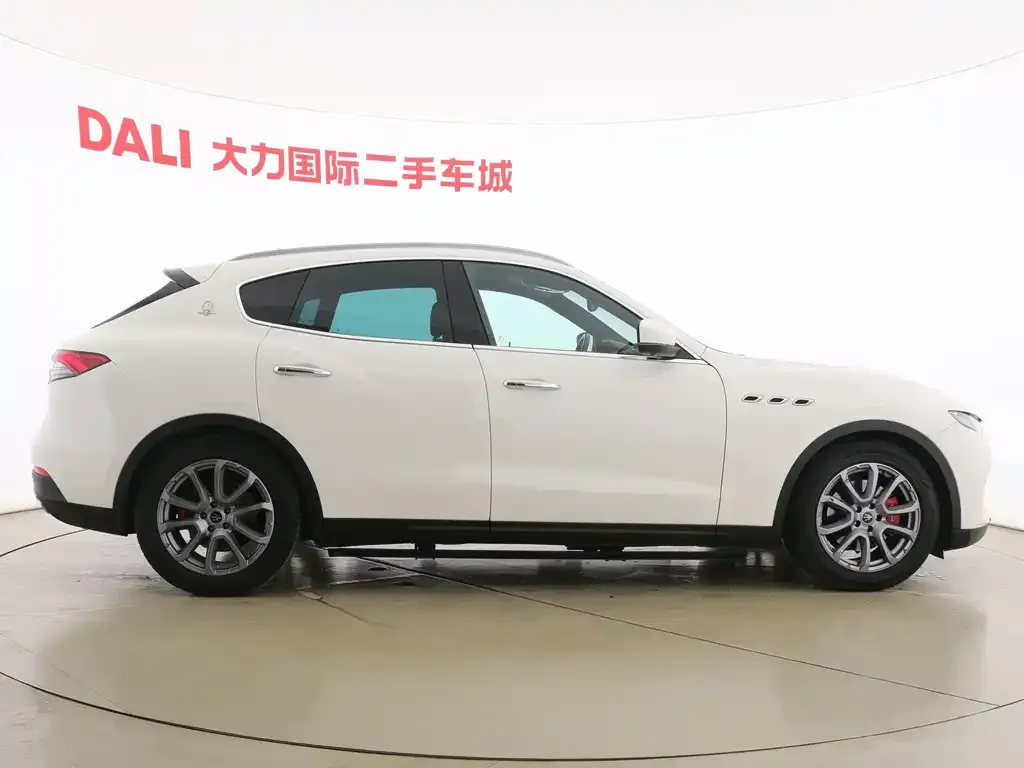 Maserati Levante 2022 из CN, фото 10