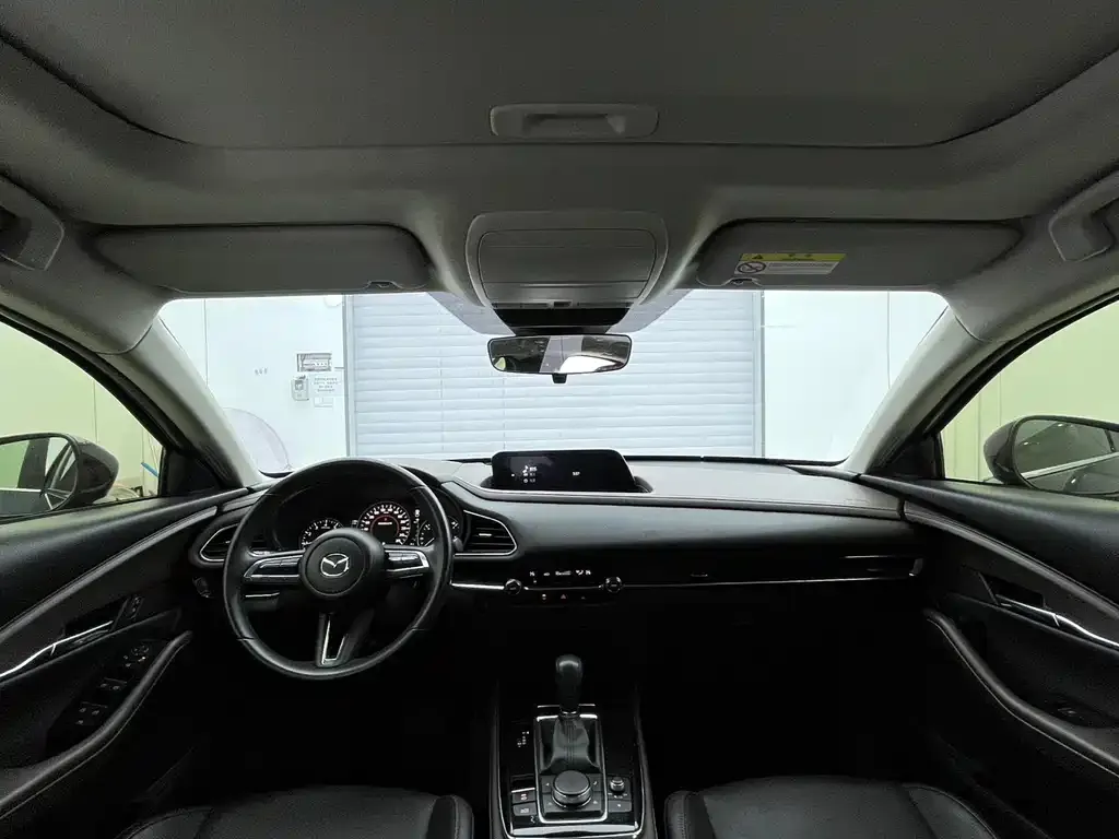 Mazda CX-30 2022 из CN, фото 10