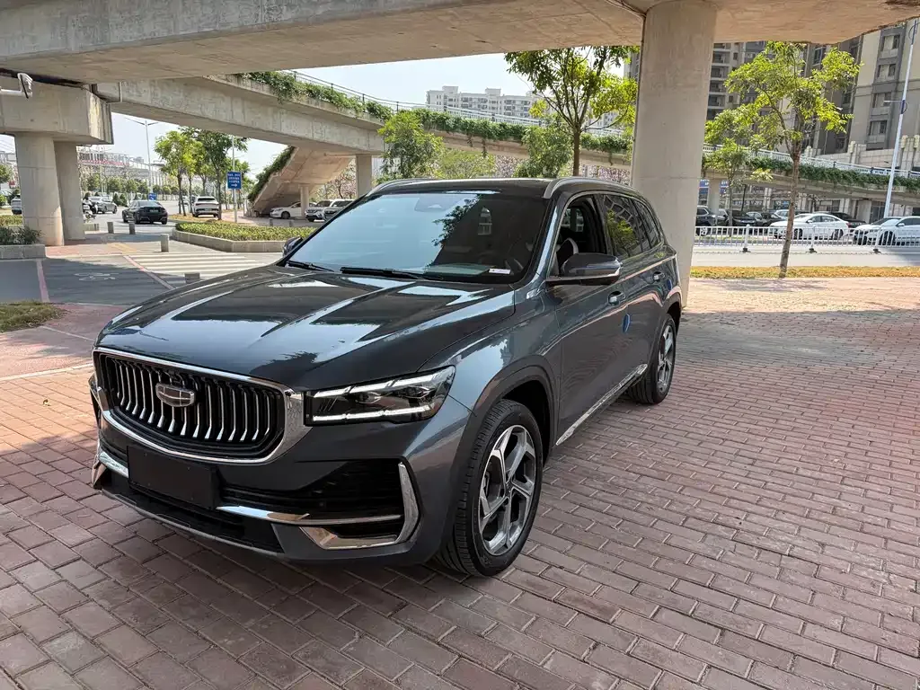 Geely Xingyue L — фото 1