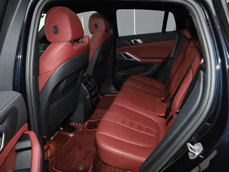 BMW X6 2023 из CN, фото 3