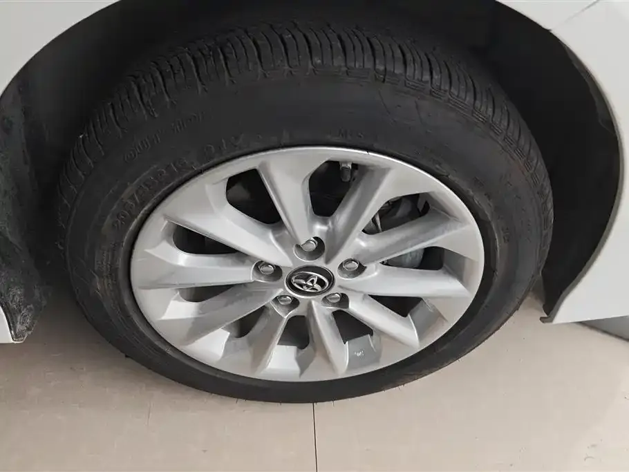 Toyota Corolla 2022 из CN, фото 2