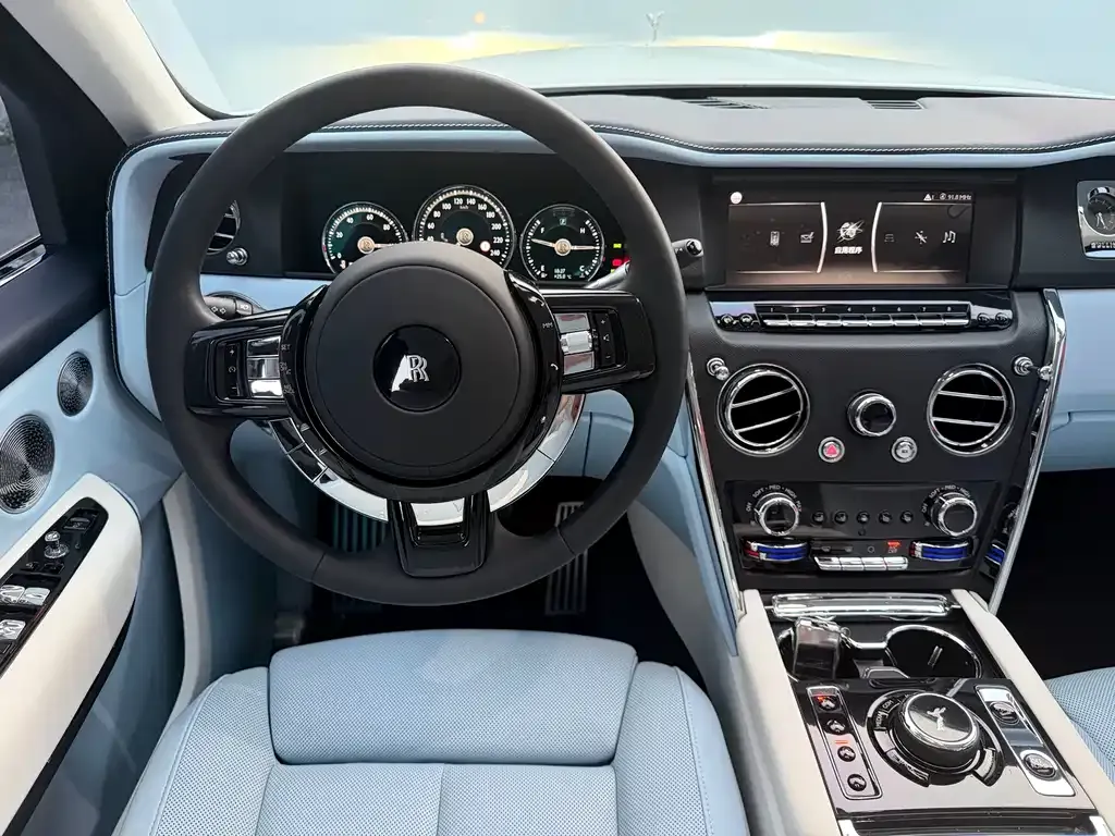 Rolls-Royce Cullinan 2024 из CN, фото 10