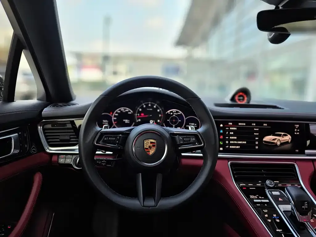 Porsche Panamera — фото 10