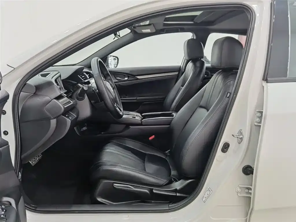 Honda Civic — фото 8
