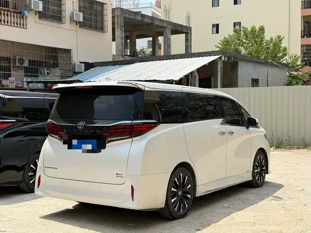 Toyota Alphard 2024 из CN, фото 6