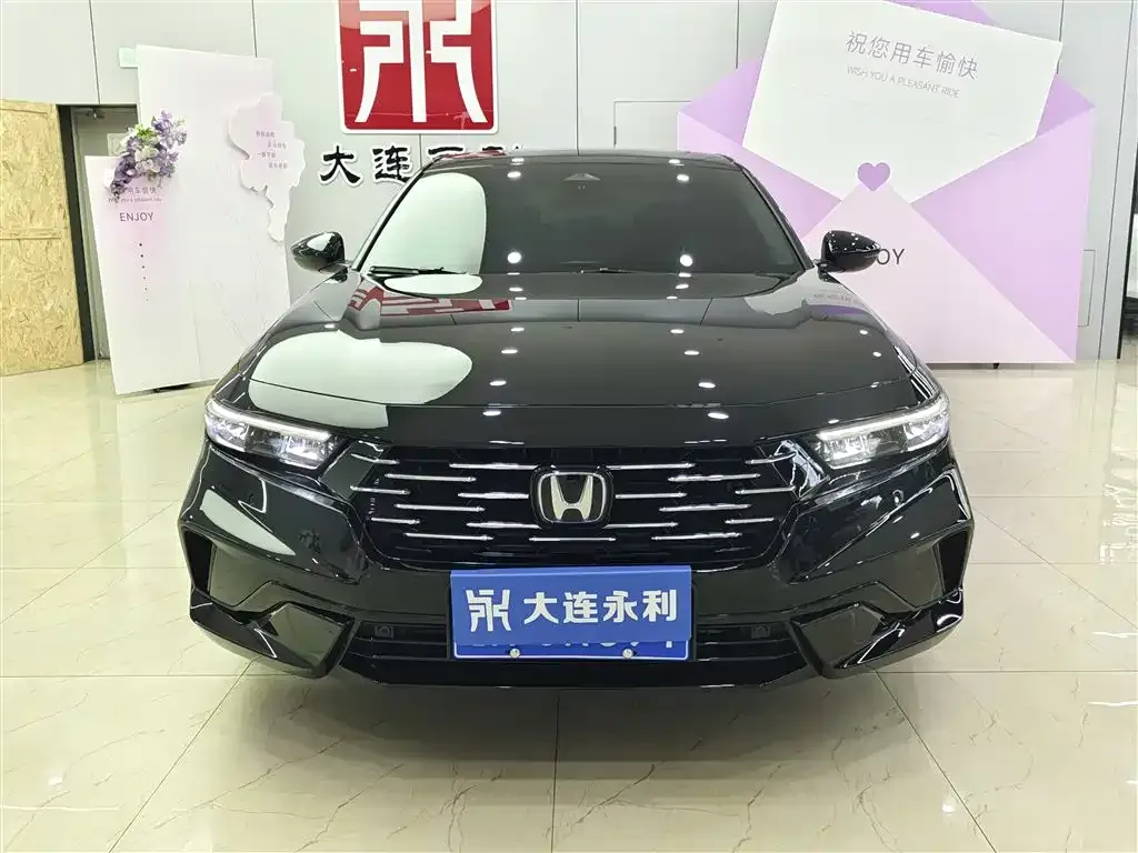 Honda Accord — фото 7