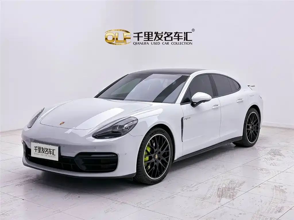 Porsche Panamera Hybrid — фото 1