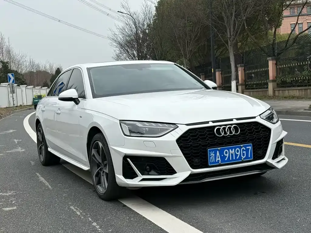 Audi A4L 2024 из CN, фото 8